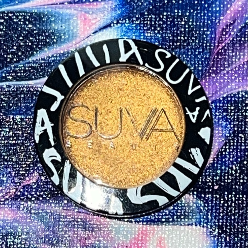 SUVA BEAUTY Eyeshadow in Turmeric
